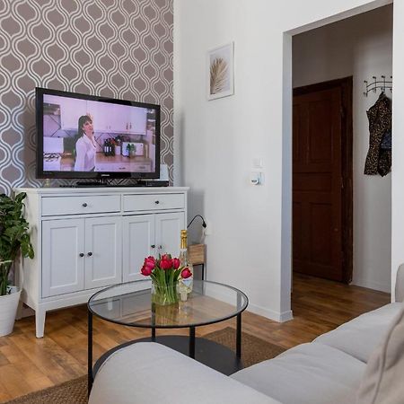 Republic Apartman Daire Baja Dış mekan fotoğraf