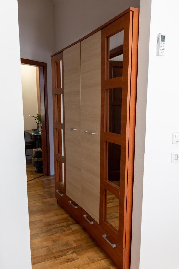 Republic Apartman Daire Baja Dış mekan fotoğraf