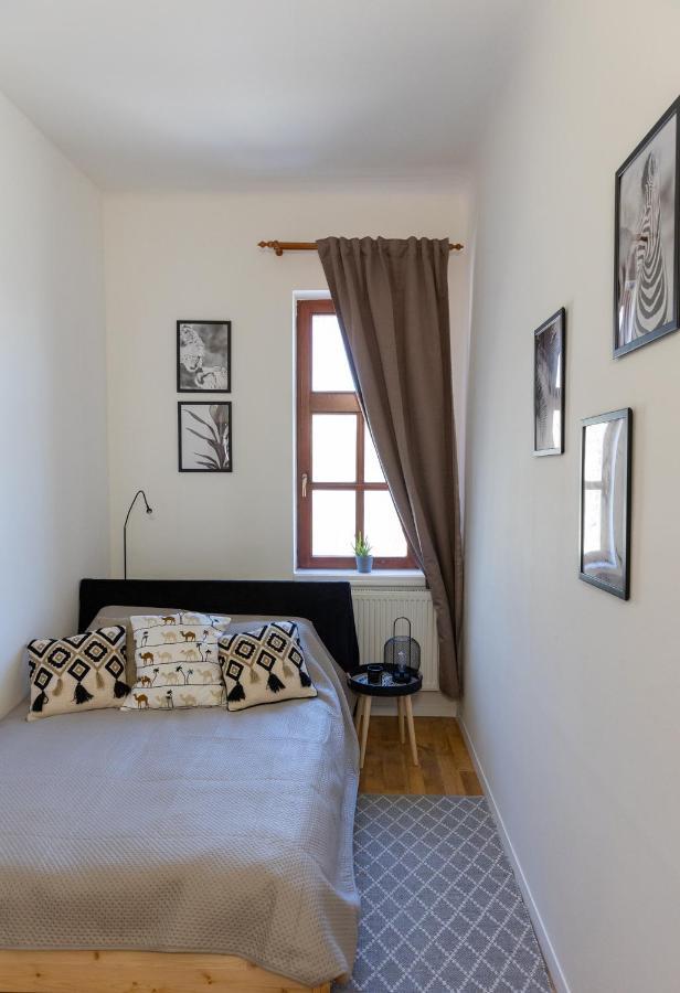 Republic Apartman Daire Baja Dış mekan fotoğraf